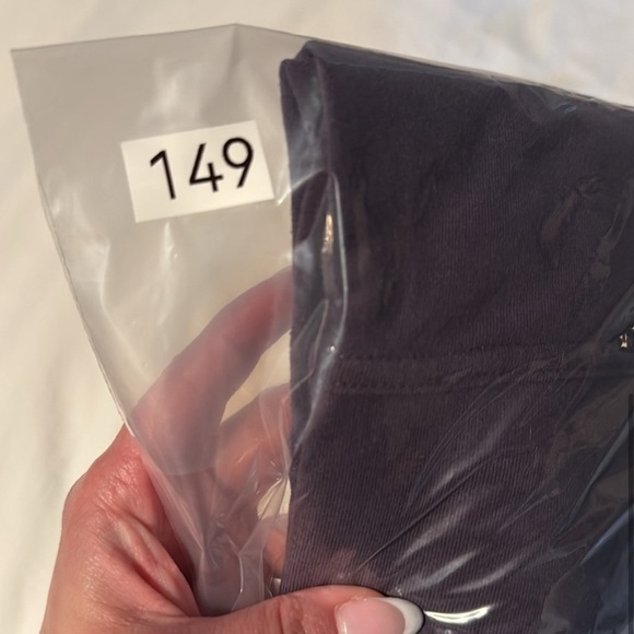 Victoria’s Secret Sport Purple Active Leggings - Picture 6 of 6